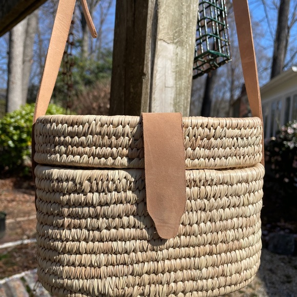 Basket purse w/ magnetic closure lid - Picture 4 of 7